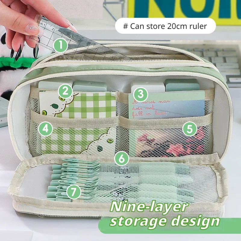 9-lagiges Feder mäppchen mit großer Kapazität, transparentem Fach und Magnet knopf zum Abrufen.