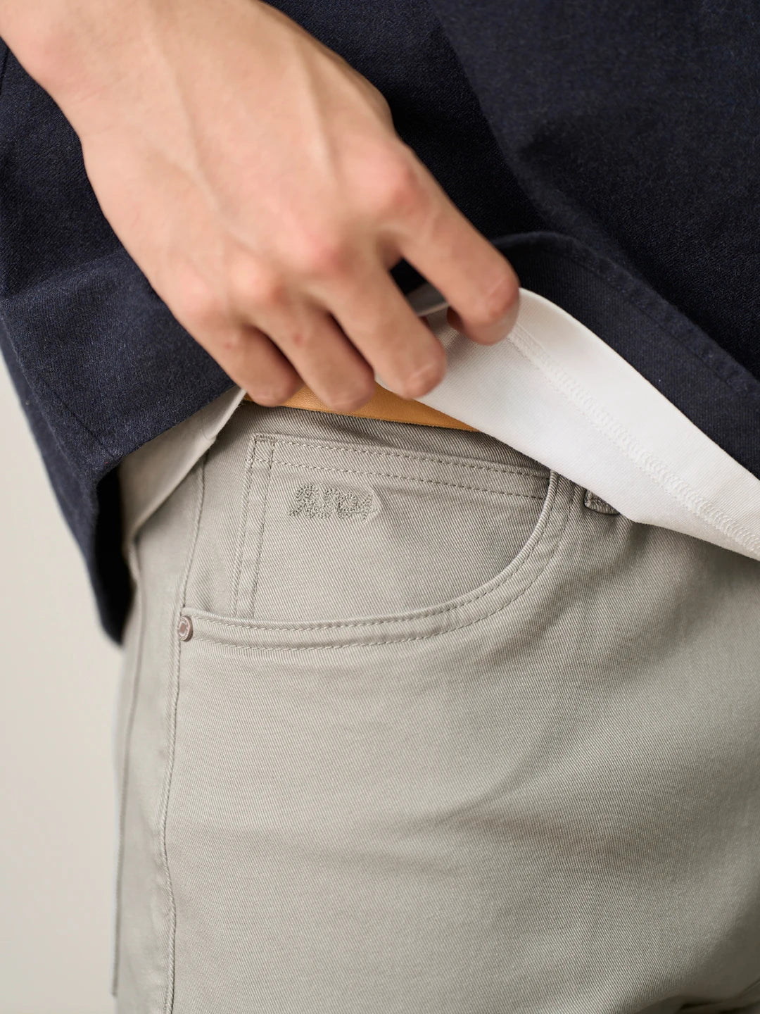 SIMWOOD 2025 Autumn Winter New Regular Straight Pants Men 320gsm Fabric Smart Casual Chinos Trousers.