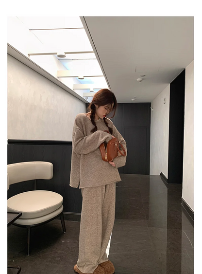 Koreanische Version des weichen, wachsartigen, faulen Wind-Stricksets 2024, sanfter Rundhalspullover, Pullover, weites Bein, Hose, zweiteiliges Set für Damen