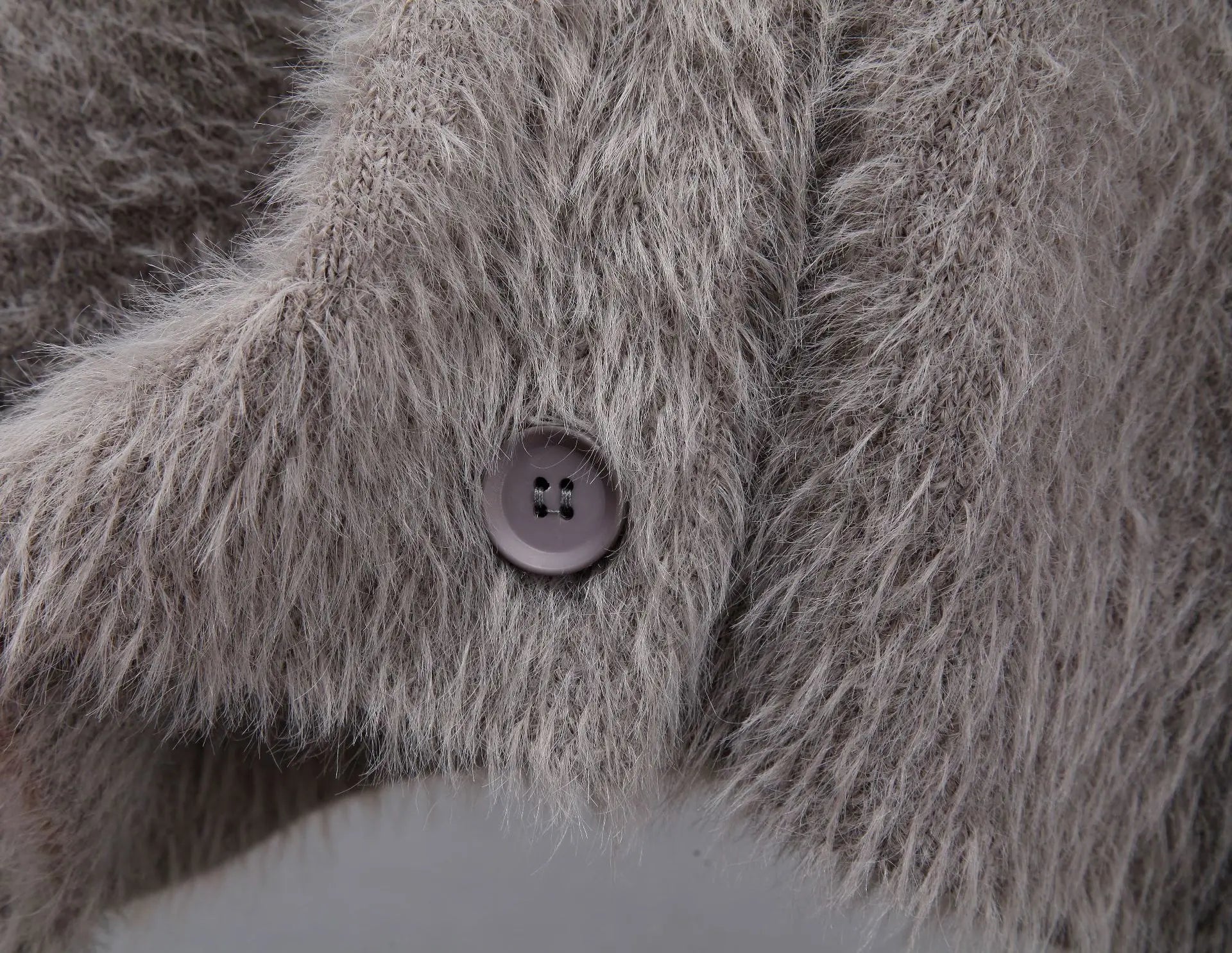 Women New Knitted Thick Cashmere Wool Cardigan Chic V Neck Single Breasted Fashion Long Sleeve Sweater Fall Winter Coat Outwear.