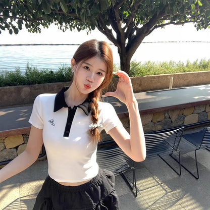 Women's Slim Fit Short Sleeve Polo Shirt Summer New Color Collision Design Red T-Shirt Top Fashionable Casual Business Wear.