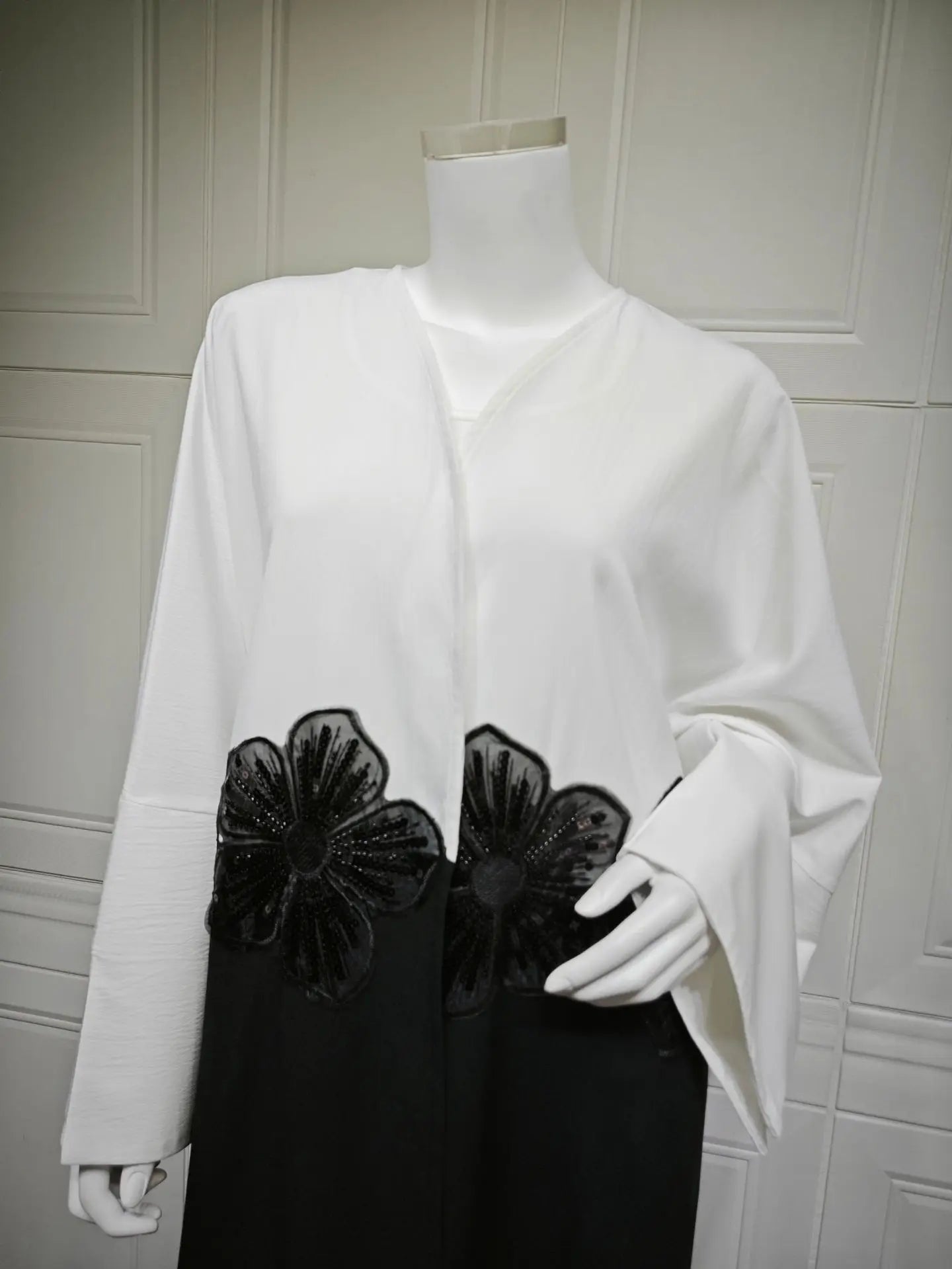 Eid Dubai Open Abaya Appliques Kimono Cardigan Women Muslim Dress Turkey Kaftan Kebaya Caftan Marocain Femme Robe Islam Jalabiya.