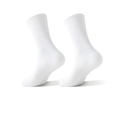 Mens Moisture Wicking Outdoor Hiking Work Cotton Socks Compression Cushion Crew Socks Leisure Men Black Socks 5 Pairs.