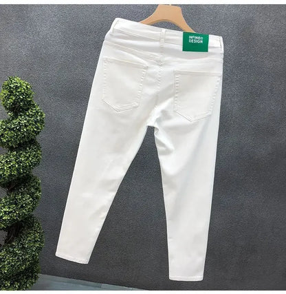 High-End Slim Fit Black White Men's Jeans Elastic Straight Leg Summer Thin Denim Casual Fashion Brand AE Stock Origin China.