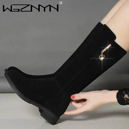 2025 New Women Warm Snow Plush Boots Snow Casual Flat All-match Cotton Fashion Side Zipper Winter Shoes Thigh High Boot Black.