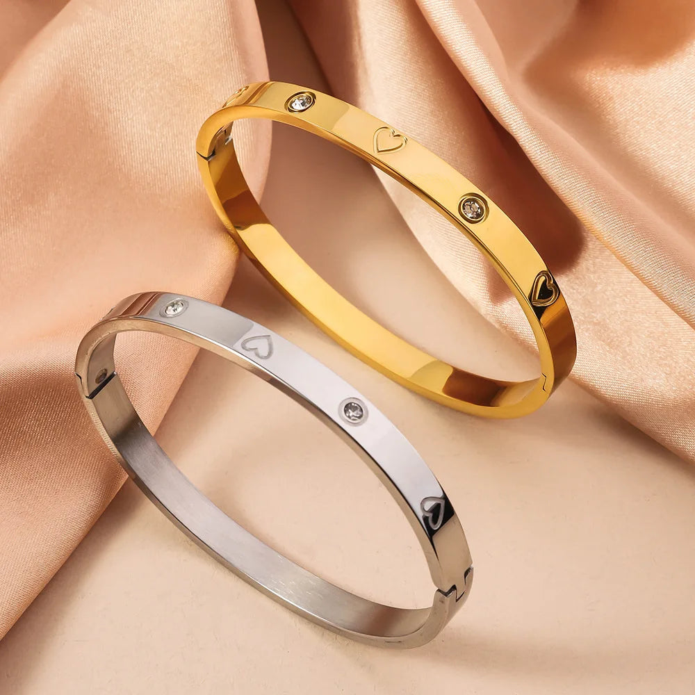 UILZ 316L Stainless Steel Exquisite Nail Brand Bracelets For Women American Trendy Shining Zircon Screw Not fading Bangle Gift.