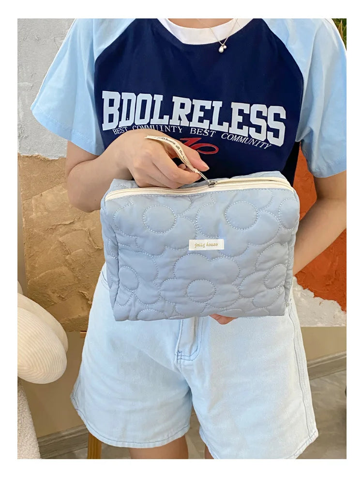 Large Capacity Women's Cosmetic Bags Cases Casual Ladies Small Storage Bag with Zipper Female Travel Clutch Bag Small Handbags.