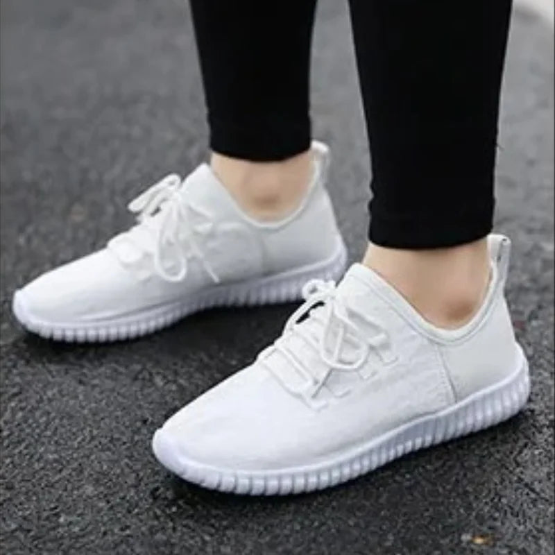 7ipupas LED Shoes for Boys Girls Women and Men Fiber Optic Shoes and Elastic Sole USB Rechargeable Lightweight Sneakers.