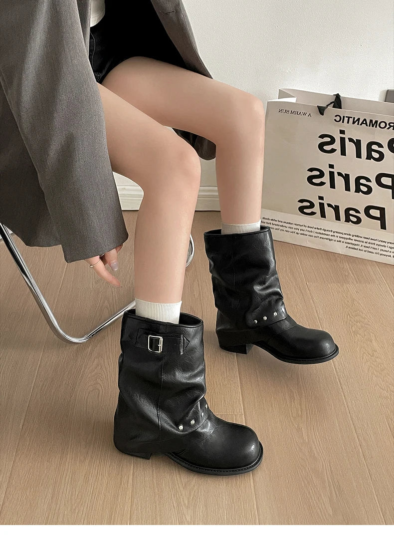 Winter Pleated Women Western Ankle Boots Fashion Rivet Belt Buckle Shoes Ladies Concise Vintage Thick Heel Short Booties.