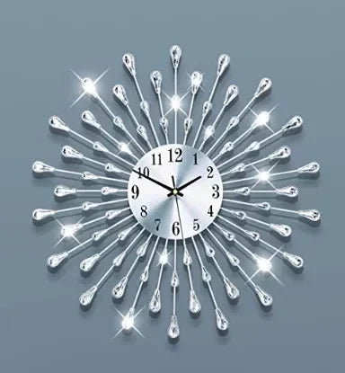 2024 heiß verkaufen Licht Luxus Eisen Kunst Atmosphäre High-End einfache Pfau Wanduhr Mode Wohnzimmer Uhr nach Hause Wandbehang