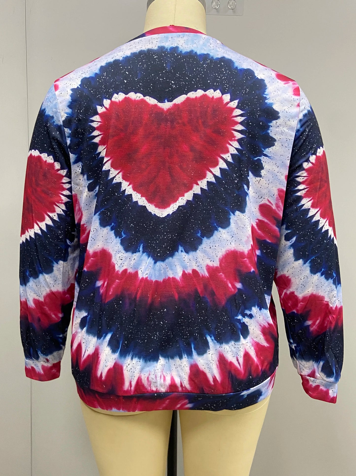 2024 Plus Size Europa und die Vereinigten Staaten Herbst und Winter neue Mode lang ärmelig bedruckte Damen lässig Kapuzen pullover mit Rundhals ausschnitt.