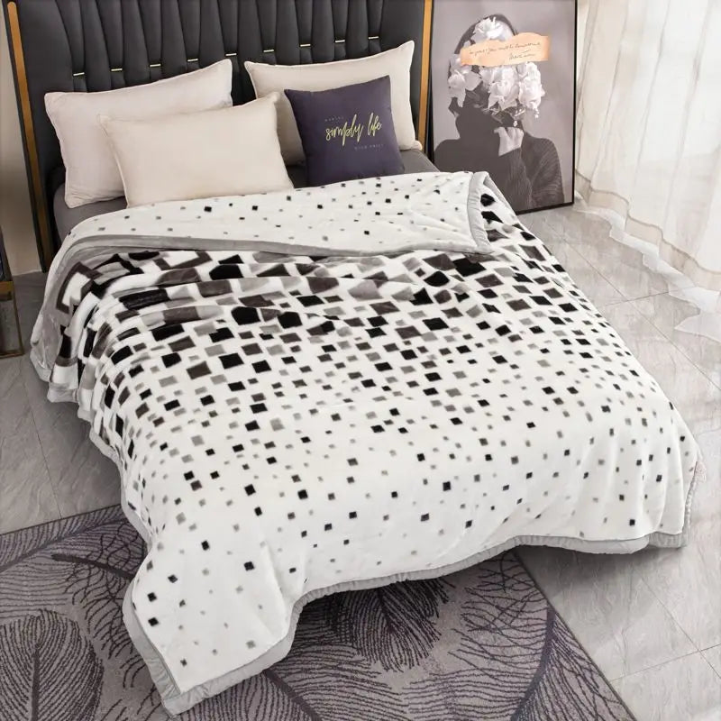 150x200cm Raschel Blanket Thick Double-layer Soft Plush Quilt Double Sided Velvet Winter Dormitory Office Sofa Warm Bed Sheet