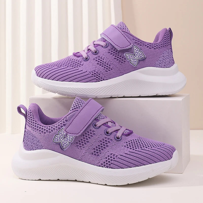 Children's sports shoes, girls' breathable leisure shoes, outdoor sports shoes, mesh surface anti slip fashionable running shoes.