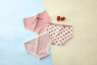 3Pcs/lot Kids Panties 7 Collections Chirdren's Underwear Lovely Girls Briefs Floral Grid Cute Pants Baby Dots Cotton Underpants.