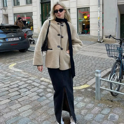 ZBZA Women's Faux Wool Jacket Loose Retro O-neck Single Breasted Long Sleeve Double Pocket Casual Overcoat Fall Winter Chic Coat.