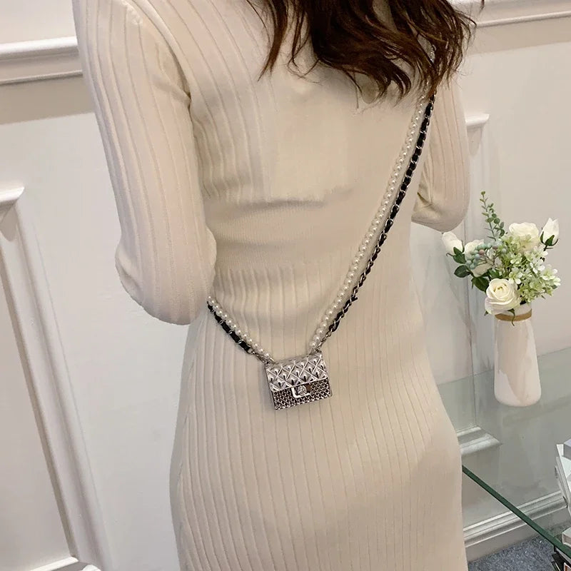 Mini Metal Shoulder Bags for Women Pearl Chain Crossbody Bag Designer Clothing Accessories Satchel Female Decorative Box Handbag.