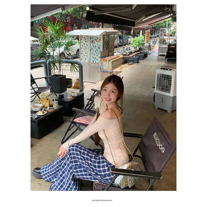 Spicy Girl Diagonal Shoulder Long Sleeve Women's T-shirt Base Layer Shirt Waist Inward Design Polo Collar Top.