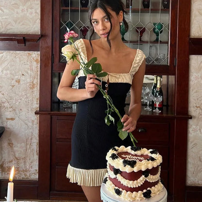 Sexy Mini kleid Frauen Sommer schwarz ärmellose rücken freie Bodycon Mode Knopf Schnürung Tank Kleid lässig Club elegantes Party kleid.