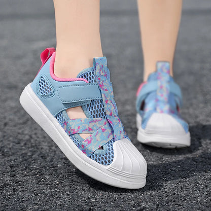 Summer Breathable Kids Sandals Boy and Girl Fashion Sneakers Lightweight Non Slip Walking Shoes Comfortable Sport Shoes.