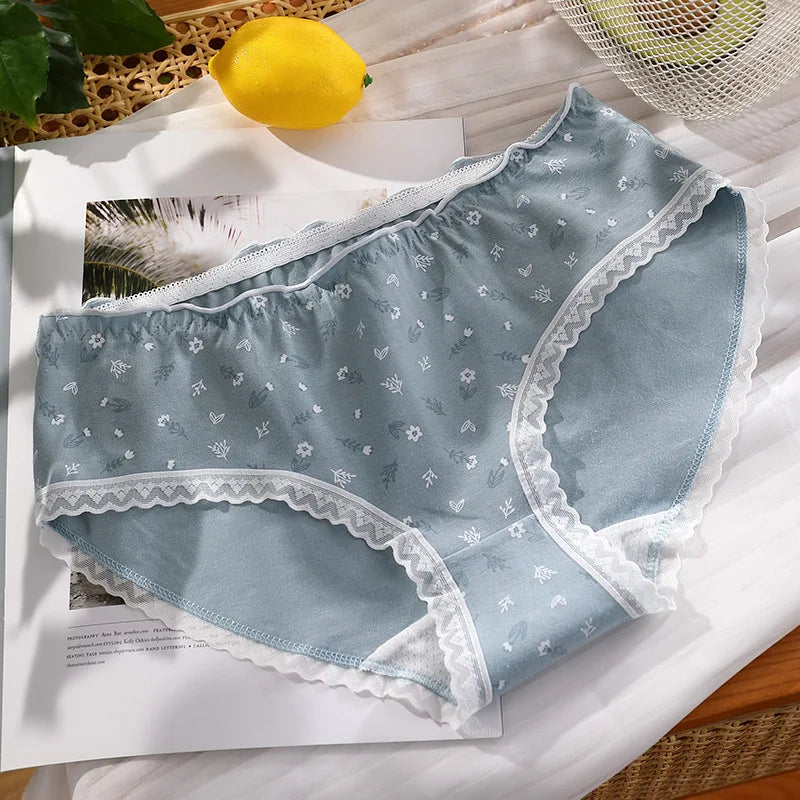 New Women Panties Antibacterial Cotton Lace Underwear Women's Floral Sweet Girls Briefs Mid-waist Shorts Female Lingerie M-XXL.