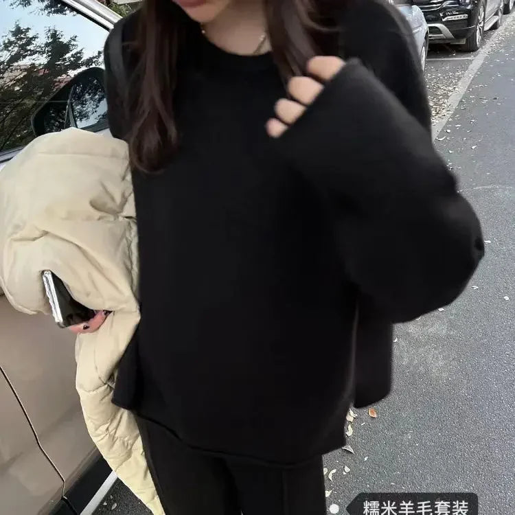 Koreanische Version des weichen, wachsartigen, faulen Wind-Stricksets 2024, sanfter Rundhalspullover, Pullover, weites Bein, Hose, zweiteiliges Set für Damen