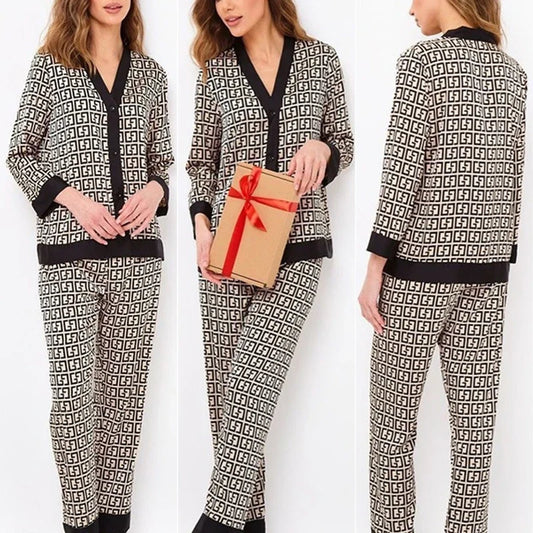 2PcsLarge Größe Frauen Pyjamas Set Gedruckt Homewear Eis Seide Lange Ärmeln Lange Hosen Student Pyjamas Schwarz Strickjacke kann Getragen Werden