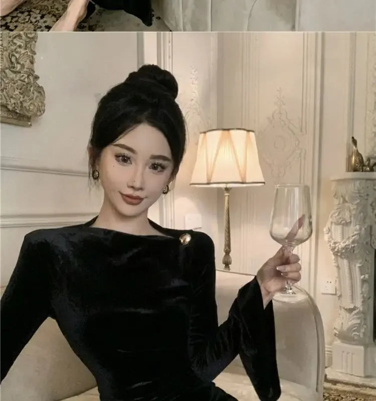 Internet Celebrity High-End-Samtkleid Leichtes, temperamentvolles, hoch tailliertes, schlankes, burgunderrotes Fischschwanzkleid.