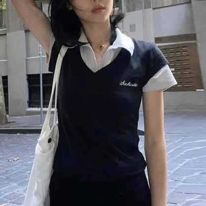Fashionable and minimalist college style contrasting color lapel fake two piece T-shirt versatile short sleeved top.