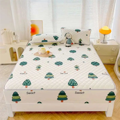 Quilted Mattress Cover 150x200cm - Thick Skin-Friendly Fitted Sheet, 매트리스커버 Breathable Bed Covers (Pillowcase Sold Separately).