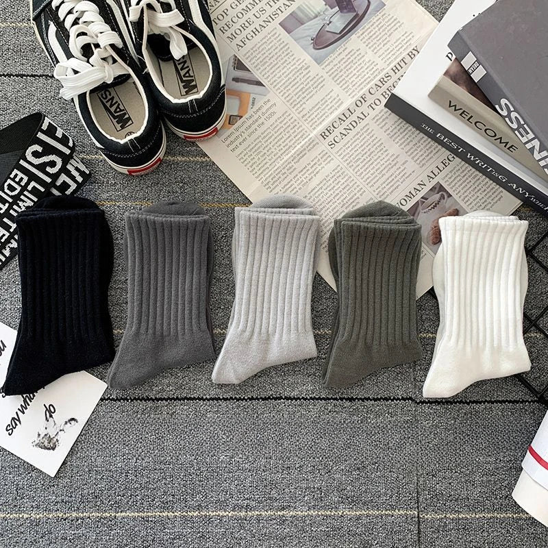 New 5 Pairs Cool Men Black White Warm Socks Set Autumn Winter Male Solid Color Sport Short Socks For Men Dropshipping.