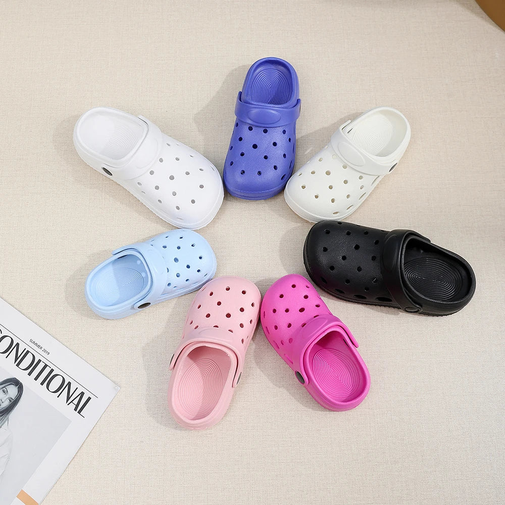 Kids Sandals Hole Children's Shoes Slippers Soft Anti-Skid Simple DIY Design Hole Baby Shoes Sandy Beach For Boys Girls.