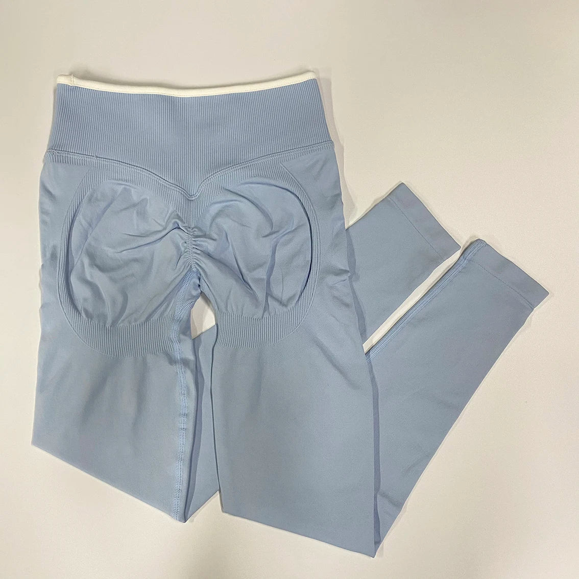 VEQKING Hip Lift Women Yoga Pants Seamless Ignite Sultpt Sports Leggings Scrunch Butt Gym Fitness Tights Elastic Workout Pants.