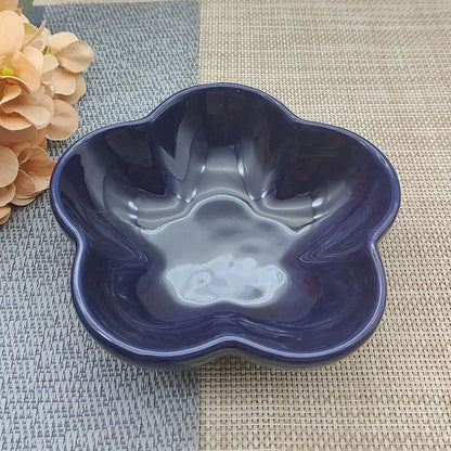 5 Inch Creative Flower Ceramic Bowl Small Deep Dish Solid Color Ceramic Bowl Small Dish Dip Dish Home Kitchen Supplies Gift.