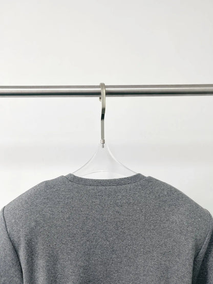 Y2K knotted twist knitted threaded round neck Top women fashionable and versatile navel padded shoulder short-sleeved T-shirt.