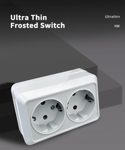 WESA Weiße Wandoberfläche, 2-Steckdosen, EU-Außensteckdosen mit Erdungssteckdose, flammhemmende Farbe aus Kunststoff.