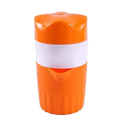 1PC Outdoor Potable Juicer Machine Orange Juice Cup Portable Manual Citrus Juicer for Orange Lemon Fruit Squeezer Child.