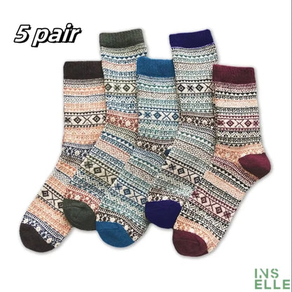 Men's thick warm towel socks 3 pairs of casual solid color mid-calf socks winter men's socks.