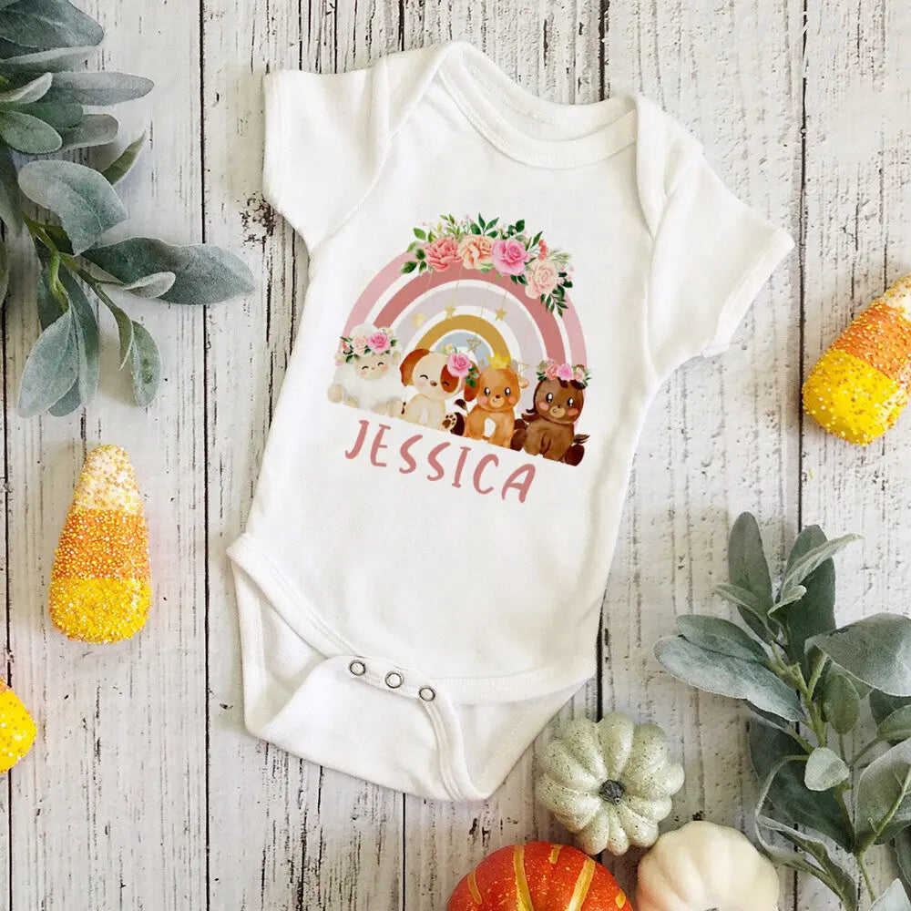 Personal isierte Baby Bodysuit Regenbogen Tier mit Namen Säugling Overalls Neugeborenen Wild One Outfits Stram pler Baby Geburtstag Dusche Geschenke