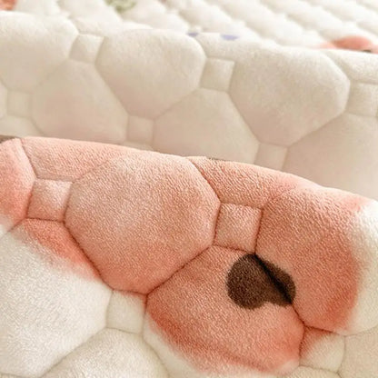 Cartoon Printed Warm Bed Mattress Super Soft Cozy Milk Velvet Single Bedding Protector Thick Tatami Mats for Autumn and Winter.