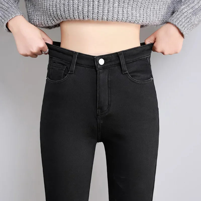 Frauen Thermische Dünne Jeans Mom Winter Warme Plüsch Stretch Jeans Dame Fleece Schnee Denim Hosen Student Bleistift Gerade Bein Hosen