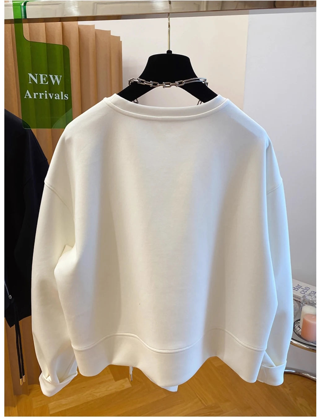 Autumn and Winter Women's Pullover Round Neck Hoodie Lazy Style Splicing Design Loose Long Sleeve Tops.