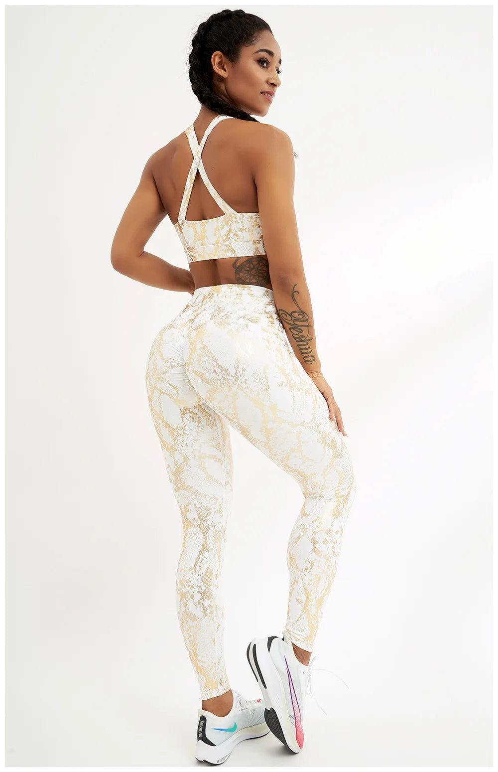 Snake Printed Yoga Pants Gilded Stretch Buttocks Sexy Casual Skinny Pants  For Women High Waist Elastic Fitness Sporty Leggings.