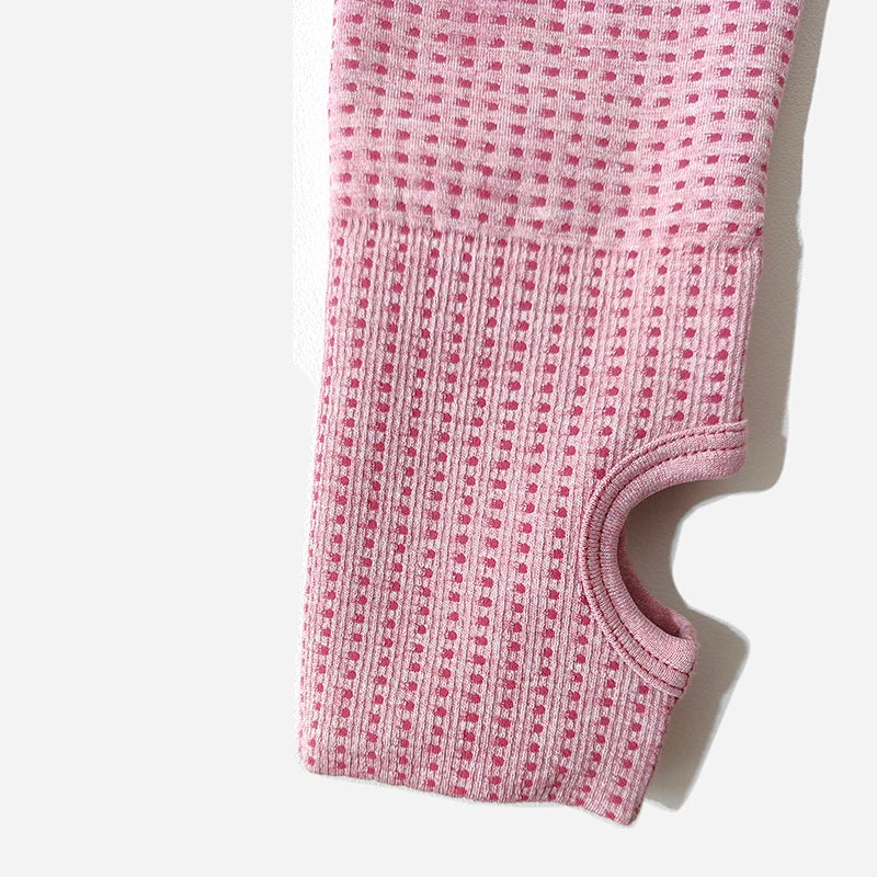 Women Seamless Long Sleeve Crop Top Yoga Shirts with Thumb Hole Running Fitness Workout Gym Sports Top Shirts Sportswear.