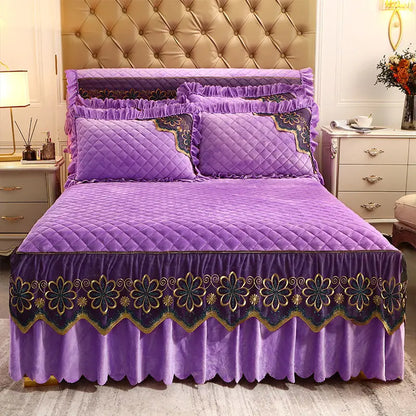 European Luxury Quilted Bed Skirt Winter Warm Thicken Velvet Bedspread King Good Hand Feeling Bed Skirt Not Included Pillowcase.