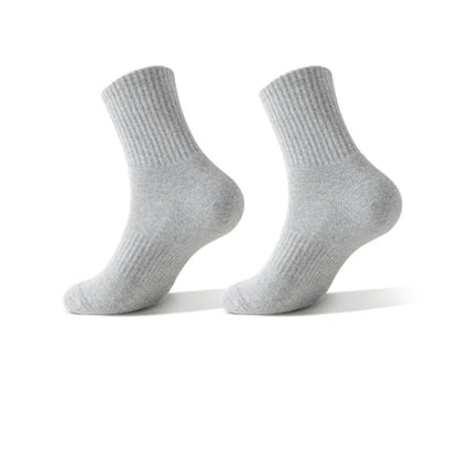 Mens Moisture Wicking Outdoor Hiking Work Cotton Socks Compression Cushion Crew Socks Leisure Men Black Socks 5 Pairs.