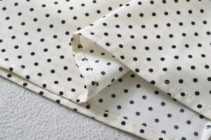 Luxus-Kleider für Damen, 2022, Sommer, kurzes Kleid, sexy, französisches Minikleid, kurzes Puffärmel-Minikleid mit Schleifendetail, Punktedruck.