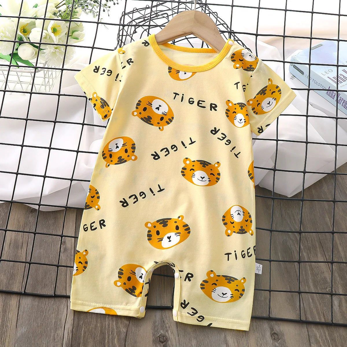 Neugeborenen Sommer Baby Junge Mädchen Cartoon Kurzarm Spielanzug-bodysuit Overall Overall Einem Stück Outfit Kleidung.