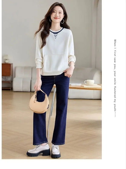 Apricot Round Neck Patch Long Sleeve Sweatshirt Women Loose Comfort Casual Design Fashion Top.