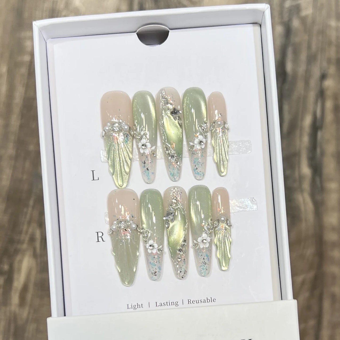 10pcs Pink Cat Eye False Nails 3D Butterfly Fake Nails Diamond Pearl Press on Nails Gradient French Glue on Nail Almond Nail Art.