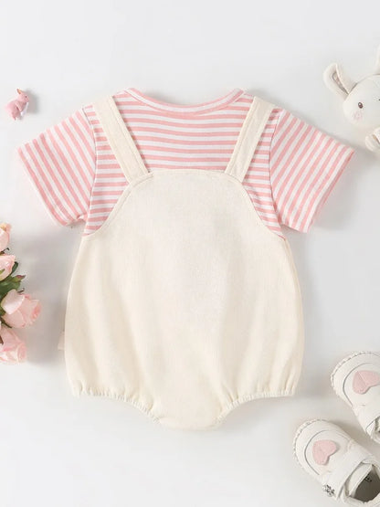 2024 Sommer Baby Mädchen Kleidung niedlichen Hasen falsch zweiteiligen Bodysuit Kleinkind Streifen Patchwork einteilige Kleidung